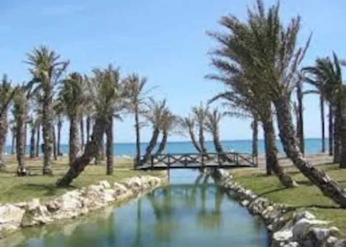 Апартаменты Apto 5 Minutos Centro Piscina Parking *