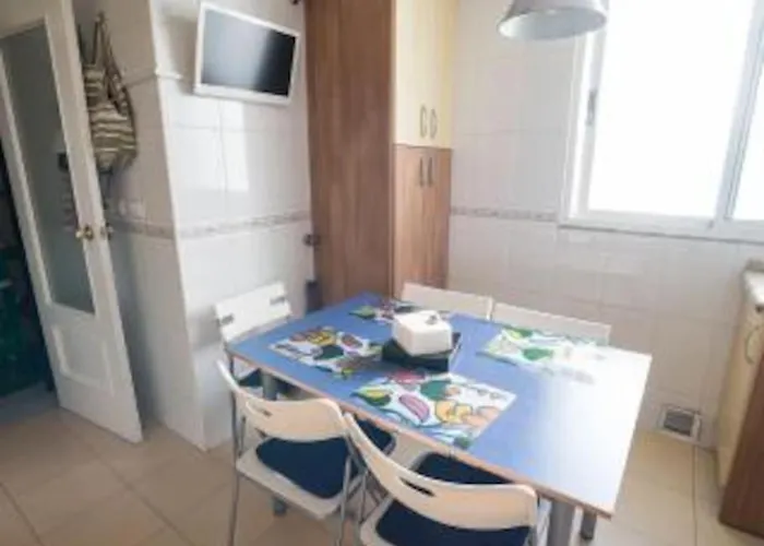 Apto 5 Minutos Centro Piscina Parking *