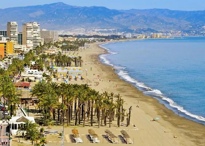 Apto 5 Minutos Centro Piscina Parking *